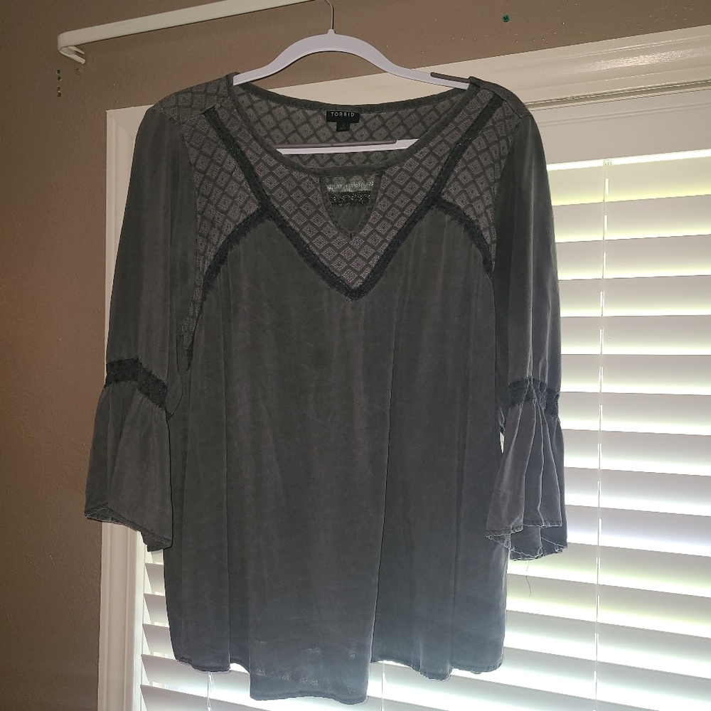 Torrid Grey Sleeve Keyhole Top